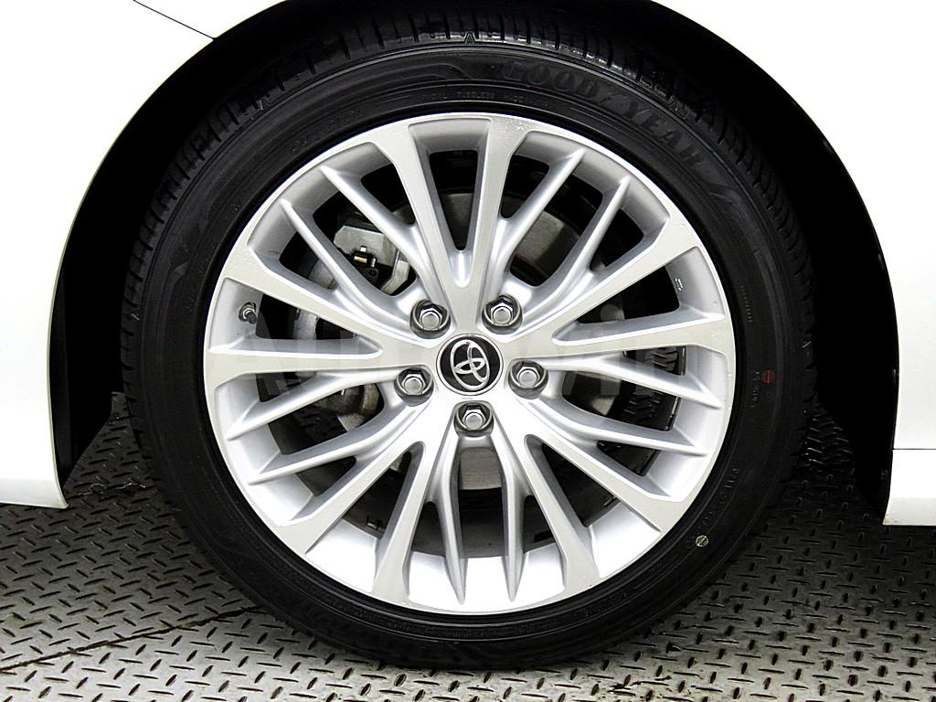 2018 TOYOTA  CAMRY (XV70)2.5 HYBRID XLE - 17