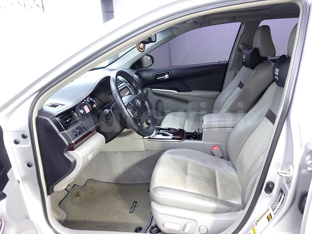 2014 TOYOTA  CAMRY 2.5 XLE - 8