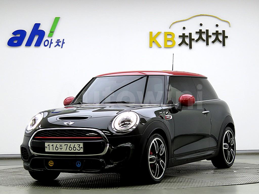 WMWXM9108J2F98298 2018 MINI COOPER S 2.0 3-DOOR JCW-0