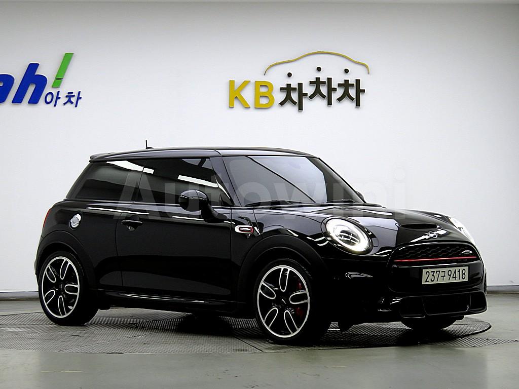 WMWXM9103K2H04917 2019 MINI COOPER S 2.0 3-DOOR JCW-1