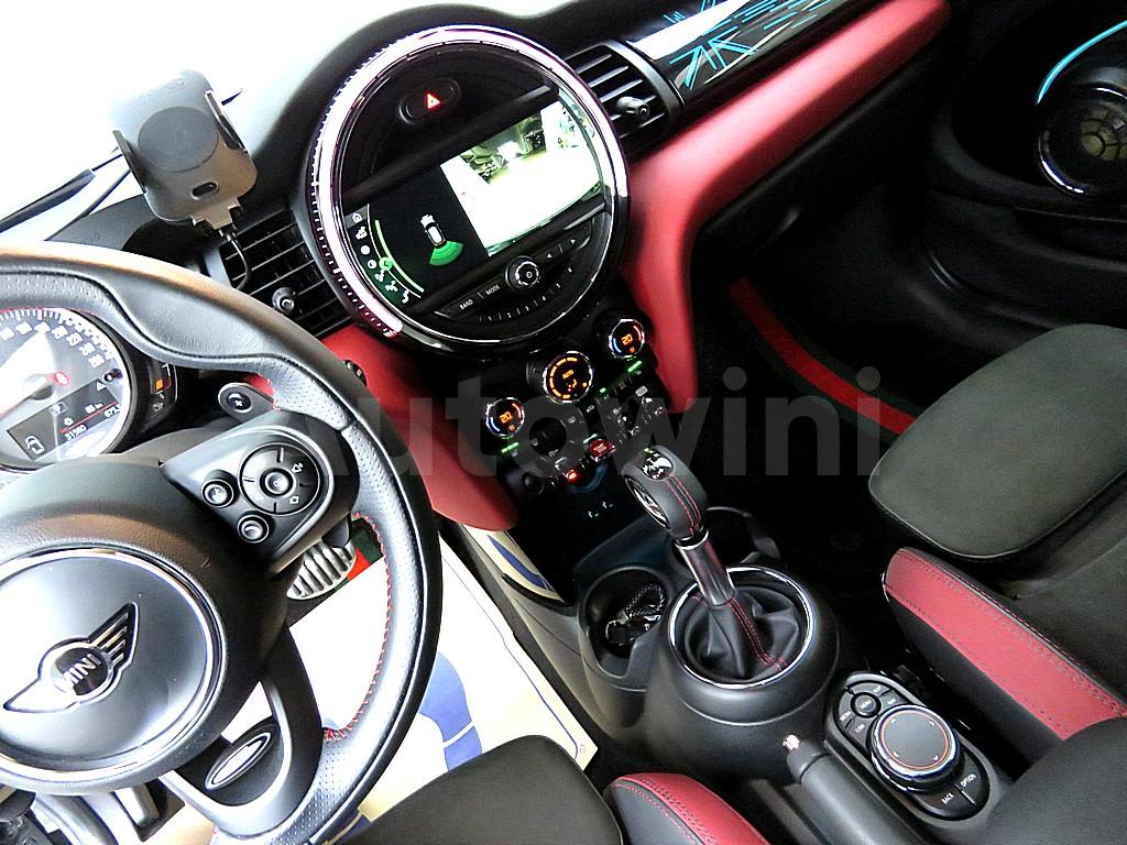 2019 MINI COOPER S 2.0 3-DOOR JCW - 10