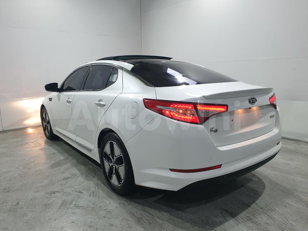 KNAGN41CBCA003076 2012 KIA K5 HYBRID OPTIMA SUNROOF/ABS/R-CAM/NO ACCIDENT-2