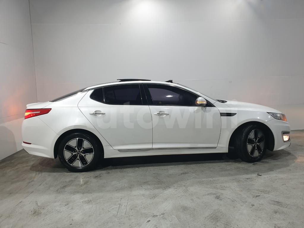 KNAGN41CBCA003076 2012 KIA K5 HYBRID OPTIMA SUNROOF/ABS/R-CAM/NO ACCIDENT-5