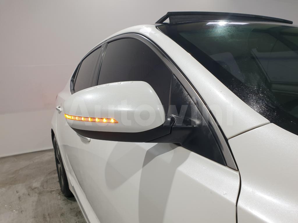 2012 KIA K5 HYBRID OPTIMA SUNROOF/ABS/R-CAM/NO ACCIDENT - 11