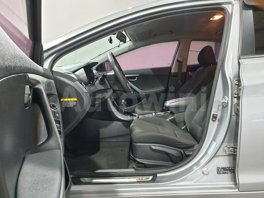 2015 HYUNDAI  AVANTE ELANTRA LPG/AUTOMATIC/ABS - 17
