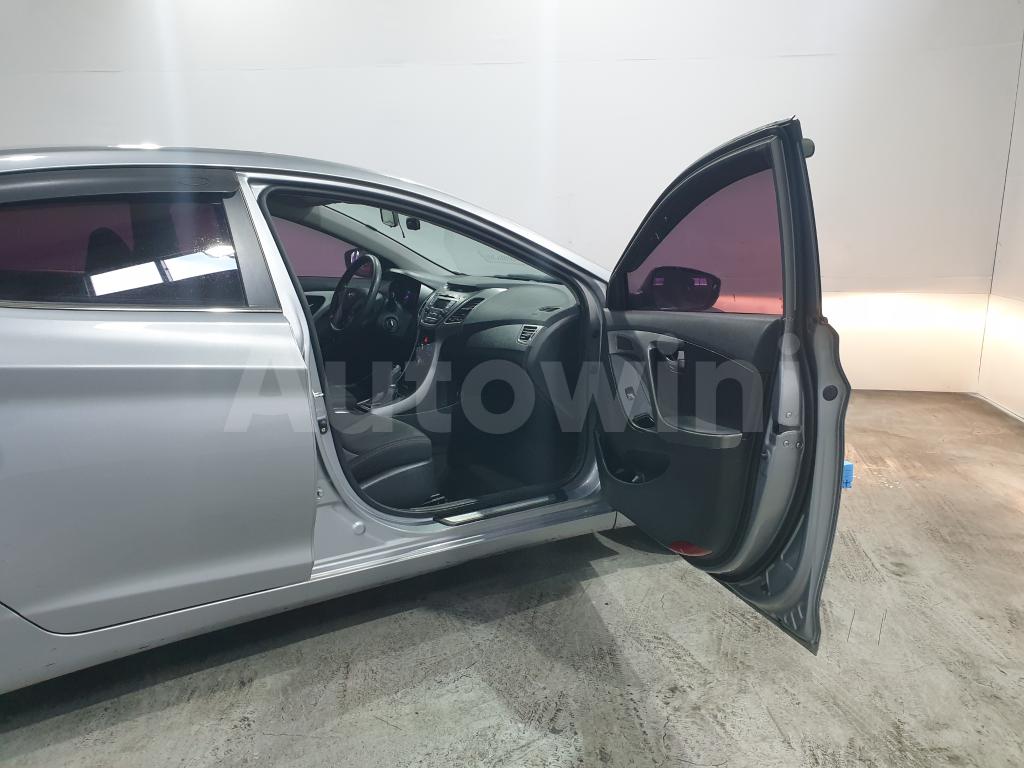 2015 HYUNDAI  AVANTE ELANTRA LPG/AUTOMATIC/ABS - 30