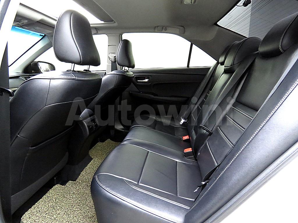 2017 TOYOTA  CAMRY 2.5 XLE - 9