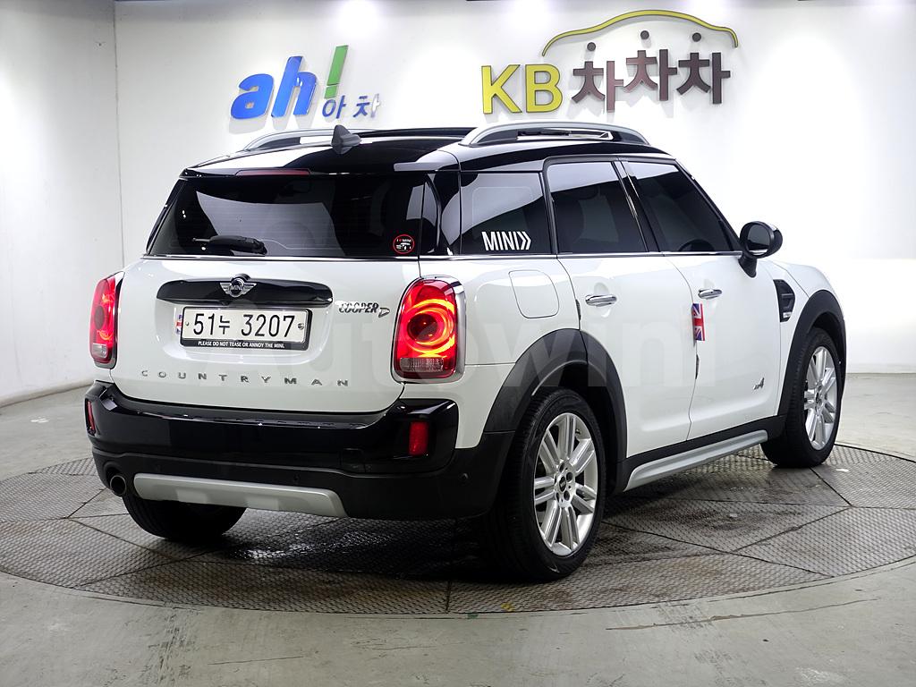 WMWYU1106J3D19186 2018 MINI COOPER D COUNTRYMAN ALL4-3