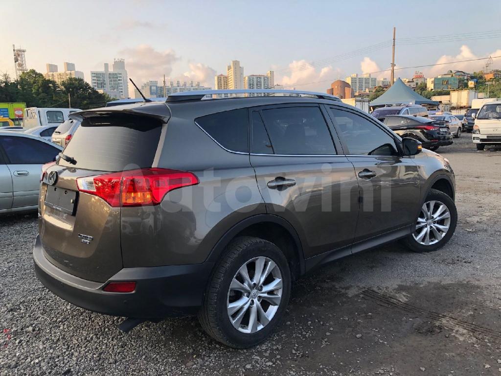 JTMDFREV0ED071319 2014 TOYOTA RAV4 LIMITED-2