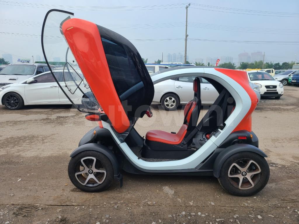 2018 RENAULT SAMSUNG TWIZY INTENSE*NO ACCIDENT,CORROSION* - 3