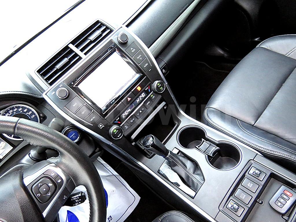 2016 TOYOTA  CAMRY 2.5 HYBRID XLE - 10