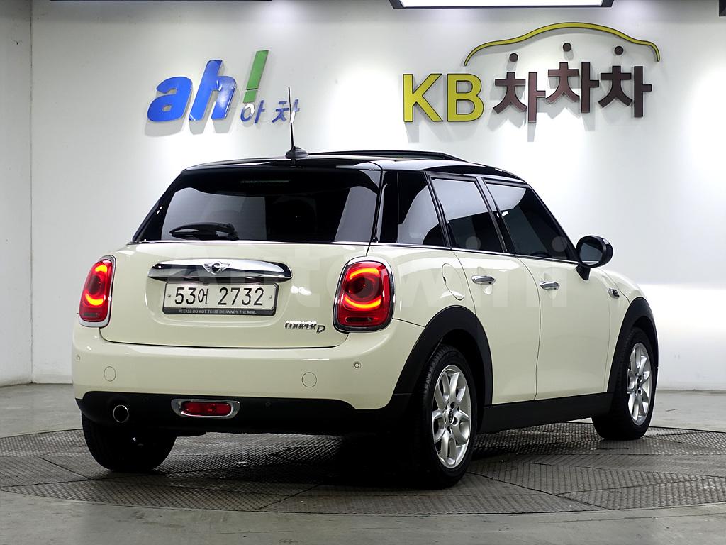 WMWXT3104FT853589 2015 MINI COOPER D FIVE-DOOR-3