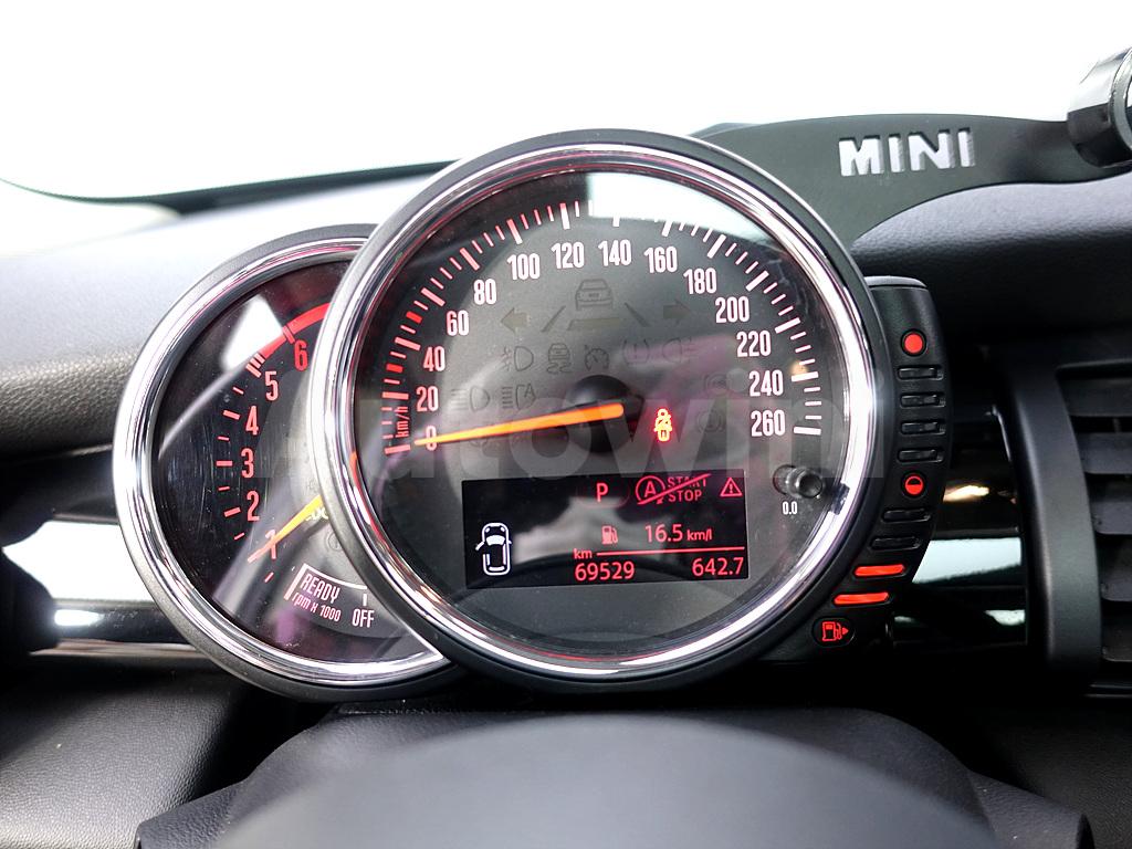 2015 MINI COOPER D FIVE-DOOR - 7