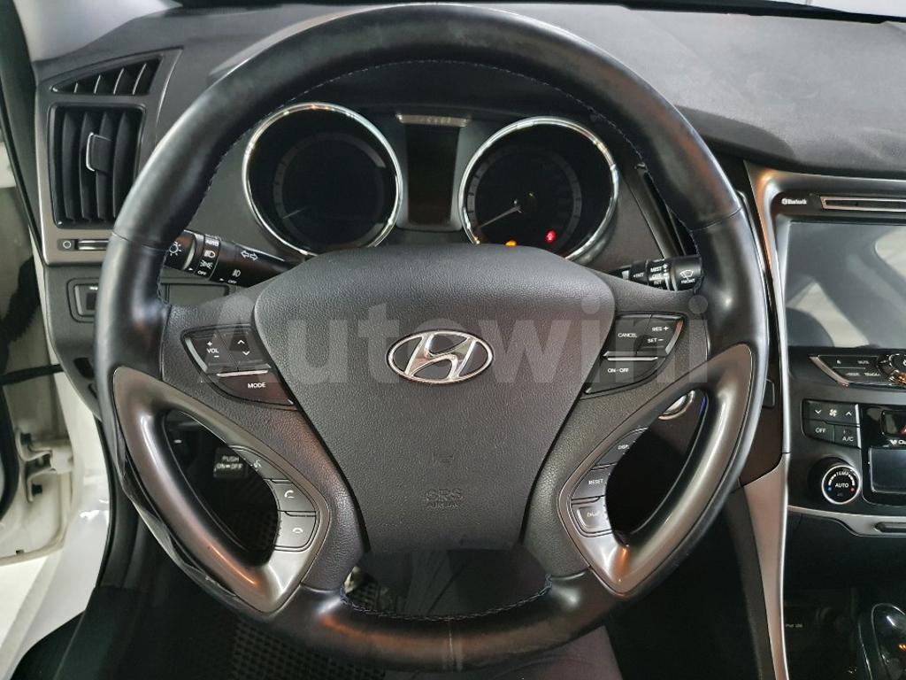 2014 HYUNDAI SONATA HYBRID 2.0 MODERN / S.ROOF - 32