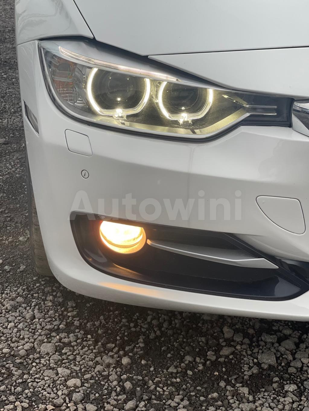2012 BMW 3 SERIES F30  320D - 7