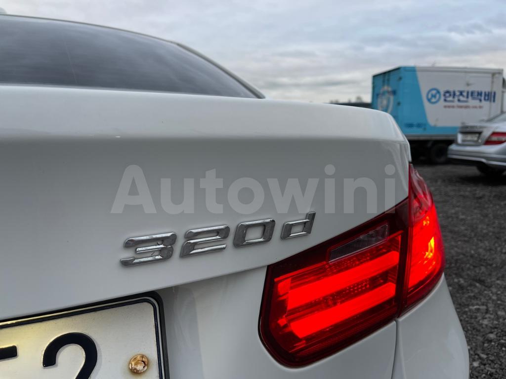 2012 BMW 3 SERIES F30  320D - 37