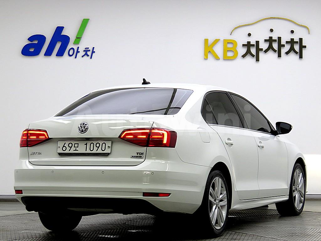 WVWZZZ16ZFM010269 2015 VOLKSWAGEN JETTA 2.0 GEN 6-2