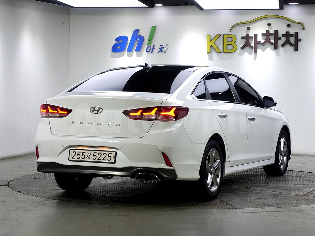 KMHE341DBJA420767 2018 HYUNDAI LF SONATA MODERN-3
