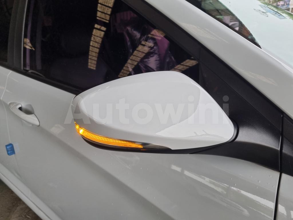 2019 HYUNDAI ACCENT  DIESEL WIT MODERN NO ACCIDENT - 11