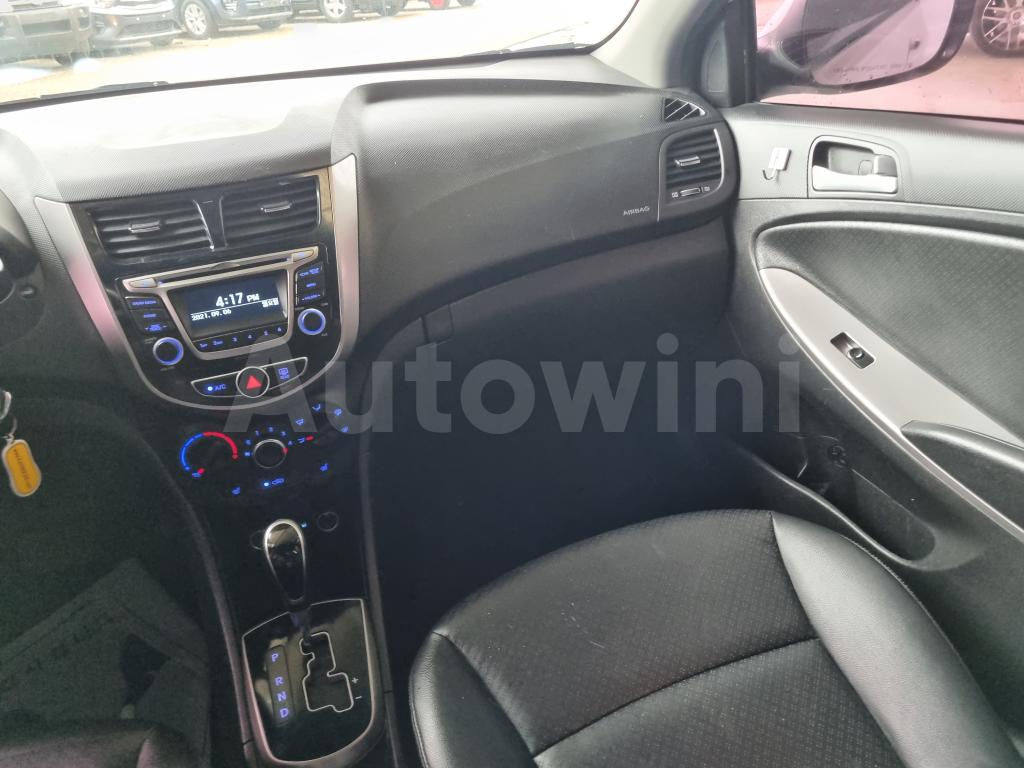 2019 HYUNDAI ACCENT  DIESEL WIT MODERN NO ACCIDENT - 30