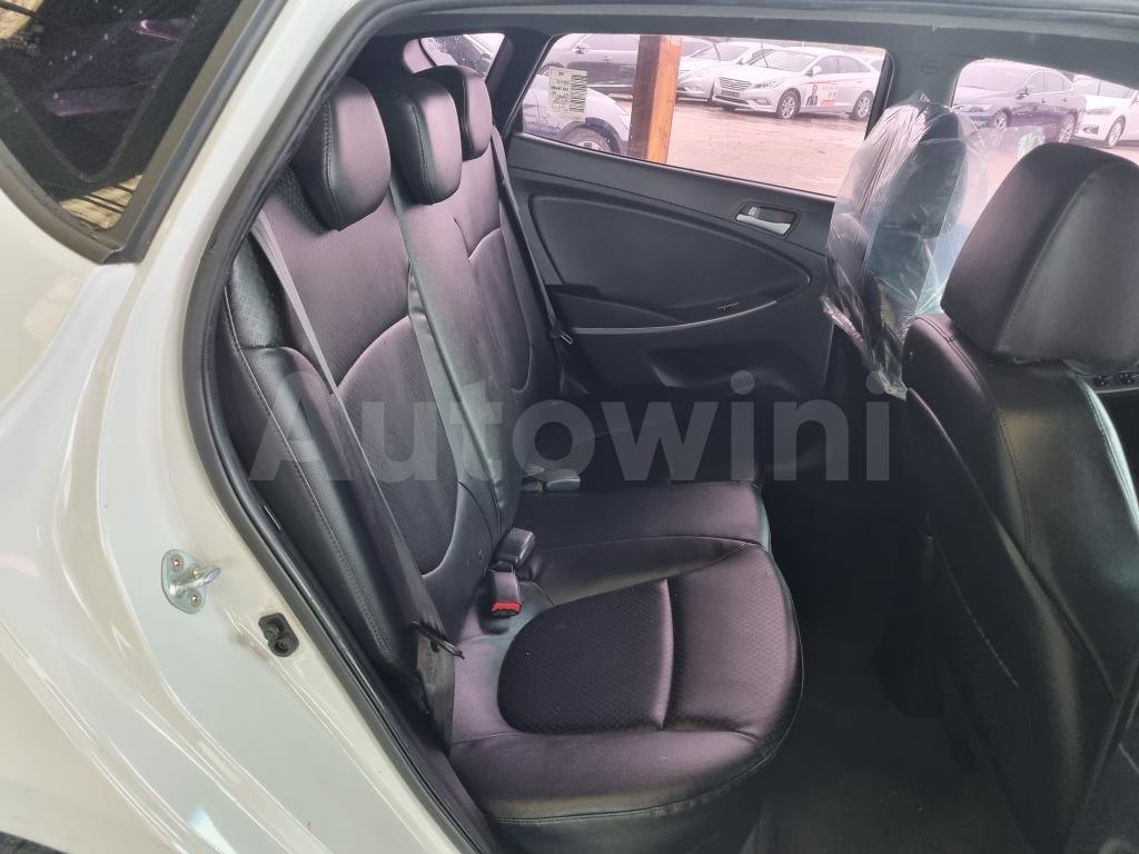 2019 HYUNDAI ACCENT  DIESEL WIT MODERN NO ACCIDENT - 33