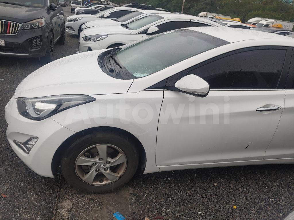 2015 HYUNDAI  AVANTE ELANTRA 1.6 SMART - 12