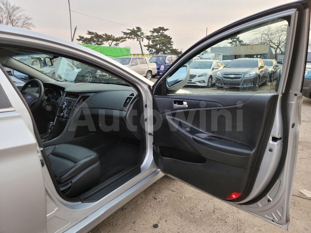 2014 HYUNDAI YF SONATA NO ACCIDENTI - 18
