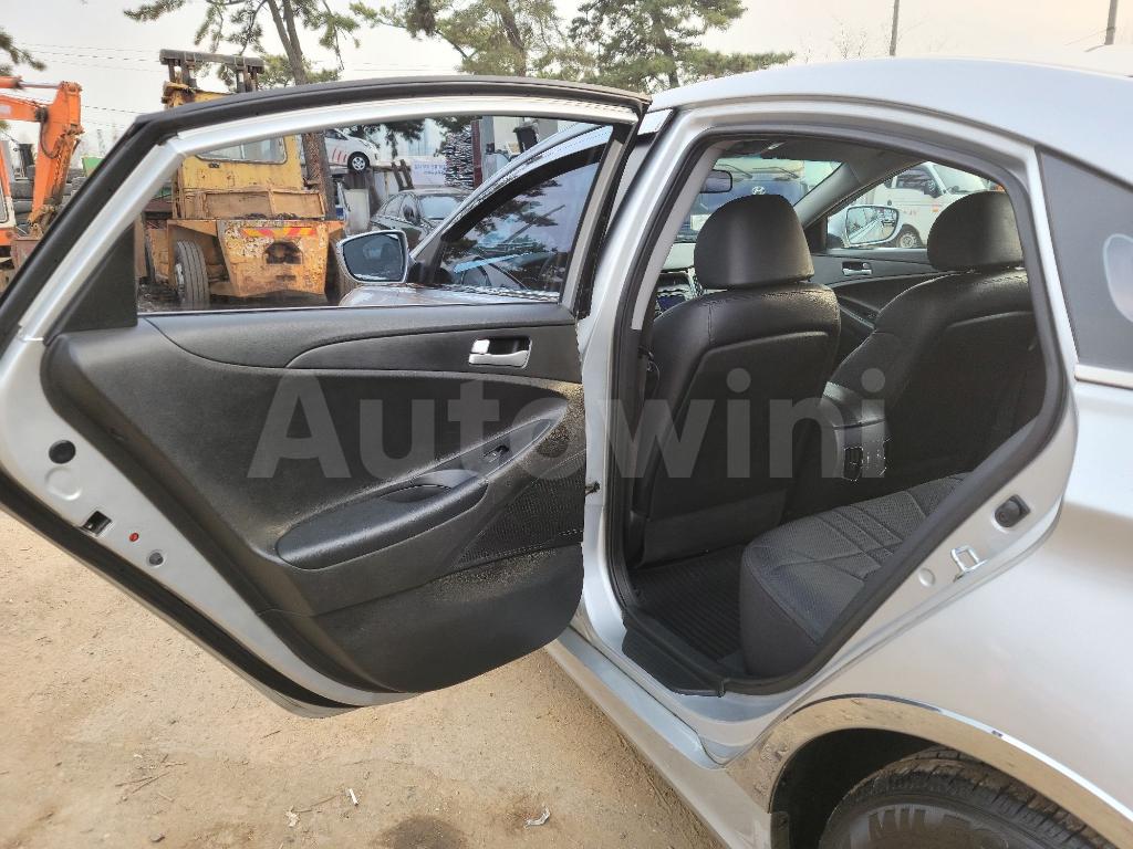 2014 HYUNDAI YF SONATA NO ACCIDENTI - 23