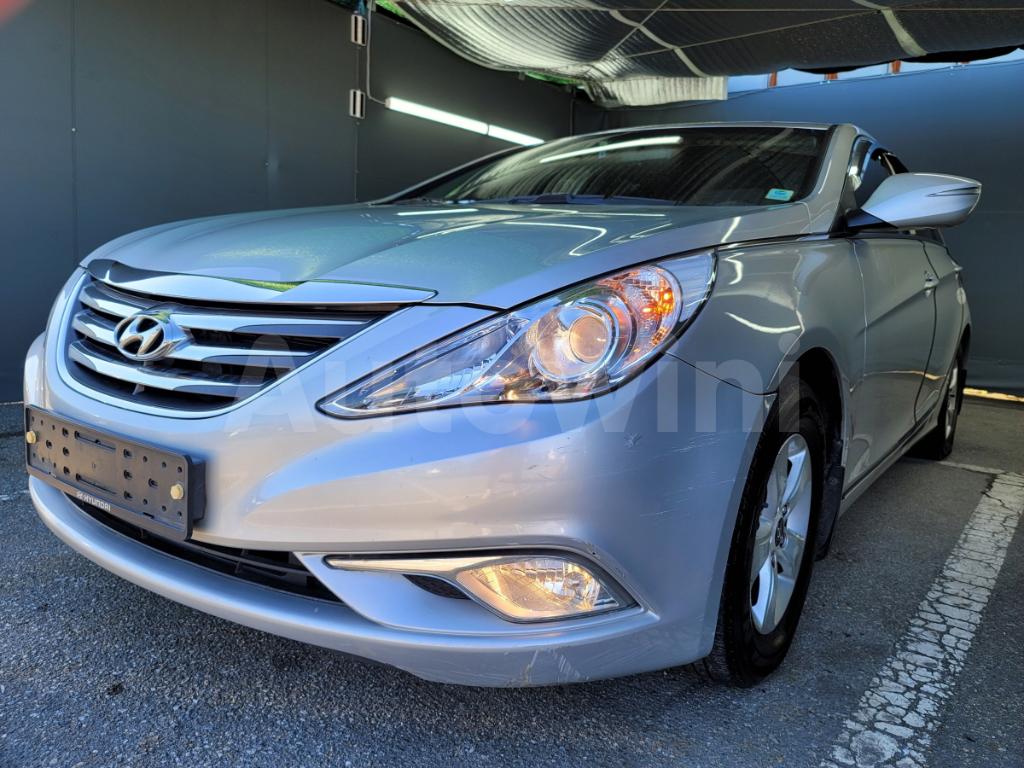 KMHEC41LBDA492481 2013 HYUNDAI YF SONATA ANDROID SYSTEM-2