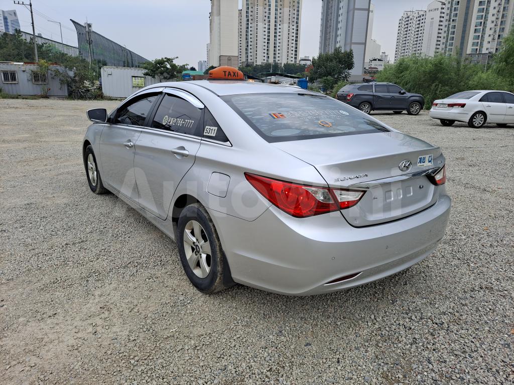 KMHEC41LBDA507996 2013 HYUNDAI YF SONATA ABS-2