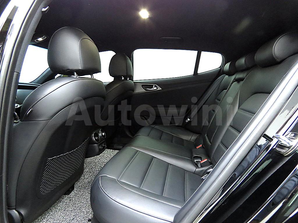 2020 KIA STINGER 2.0 TURBO 2WD PLATINUM - 10