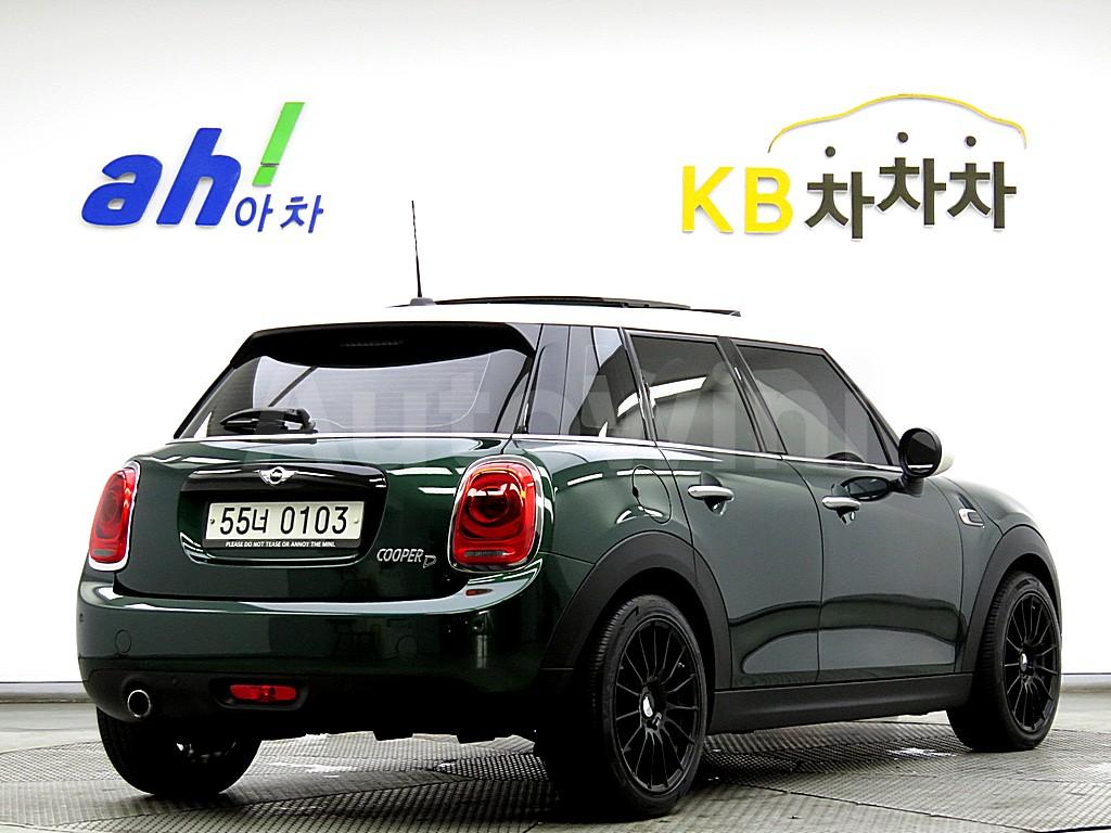 WMWXT3104G2C96998 2016 MINI COOPER D 1.5 5 DOOR MID GEN3-2
