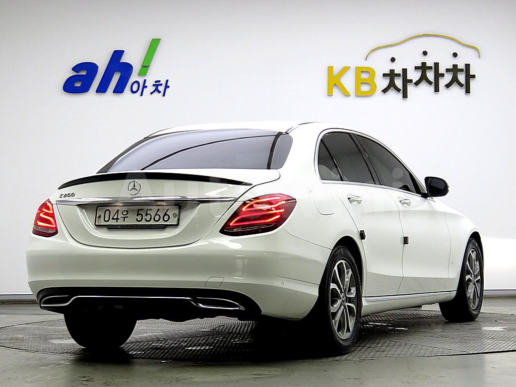WDDWF4CBXHF525899 2017 MERCEDES BENZ C CLASS W205 C200 AVANTGARDE-2