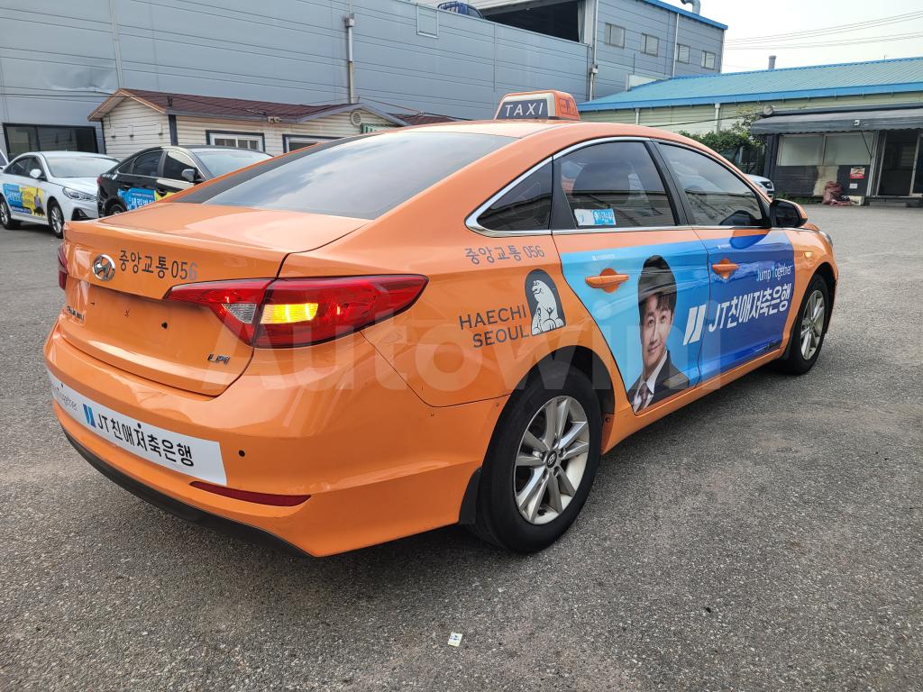 KMHE341DBJA428420 2018 HYUNDAI LF SONATA TAXI - REAL MILEAGE-5