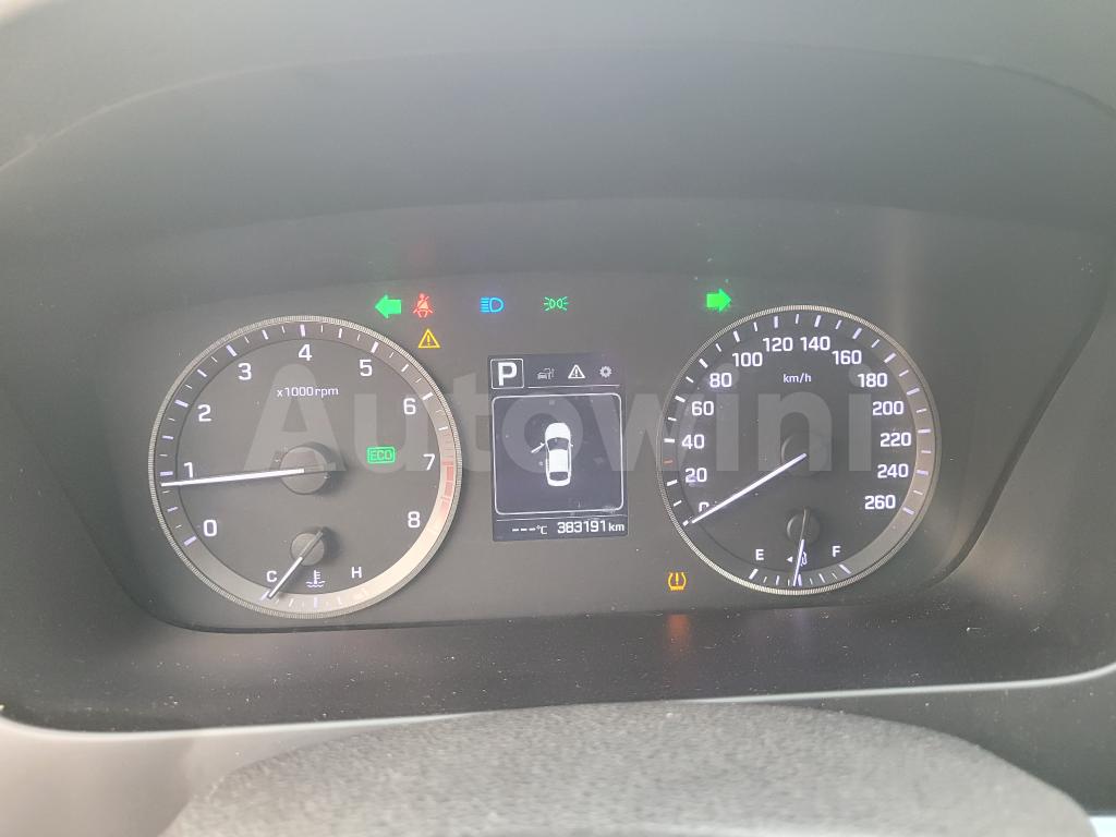2018 HYUNDAI LF SONATA TAXI - REAL MILEAGE - 13