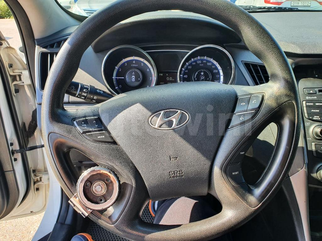 2013 HYUNDAI YF SONATA GOOD CONDITION - 15