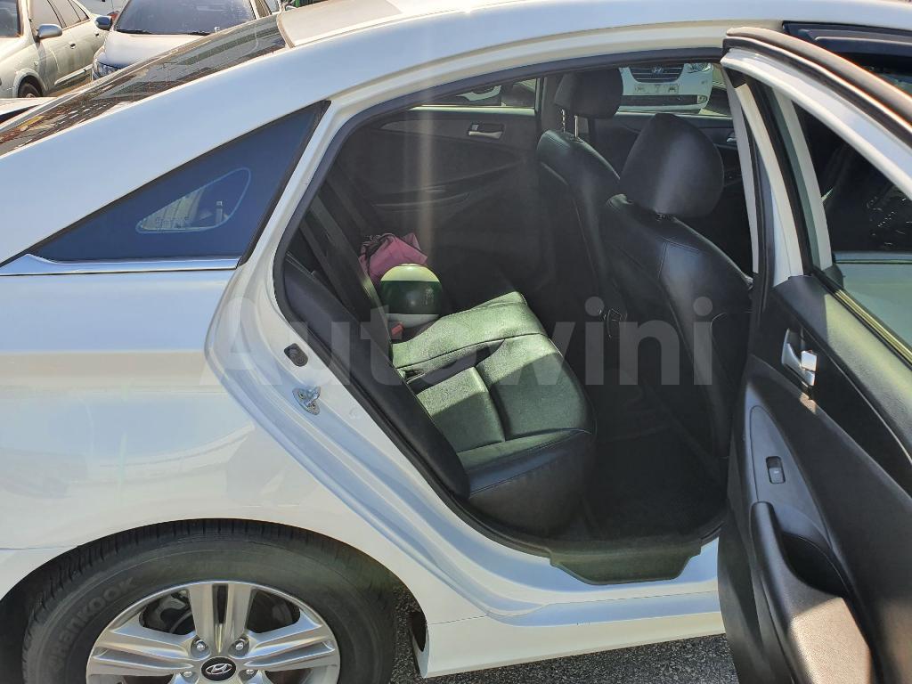 2013 HYUNDAI YF SONATA GOOD CONDITION - 23
