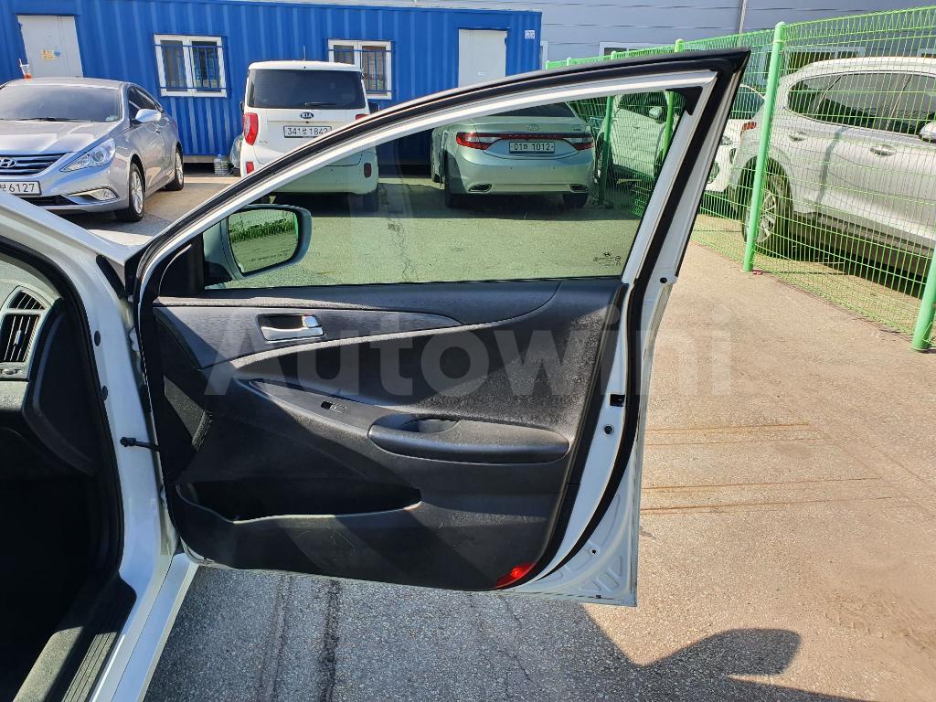 2013 HYUNDAI YF SONATA GOOD CONDITION - 26