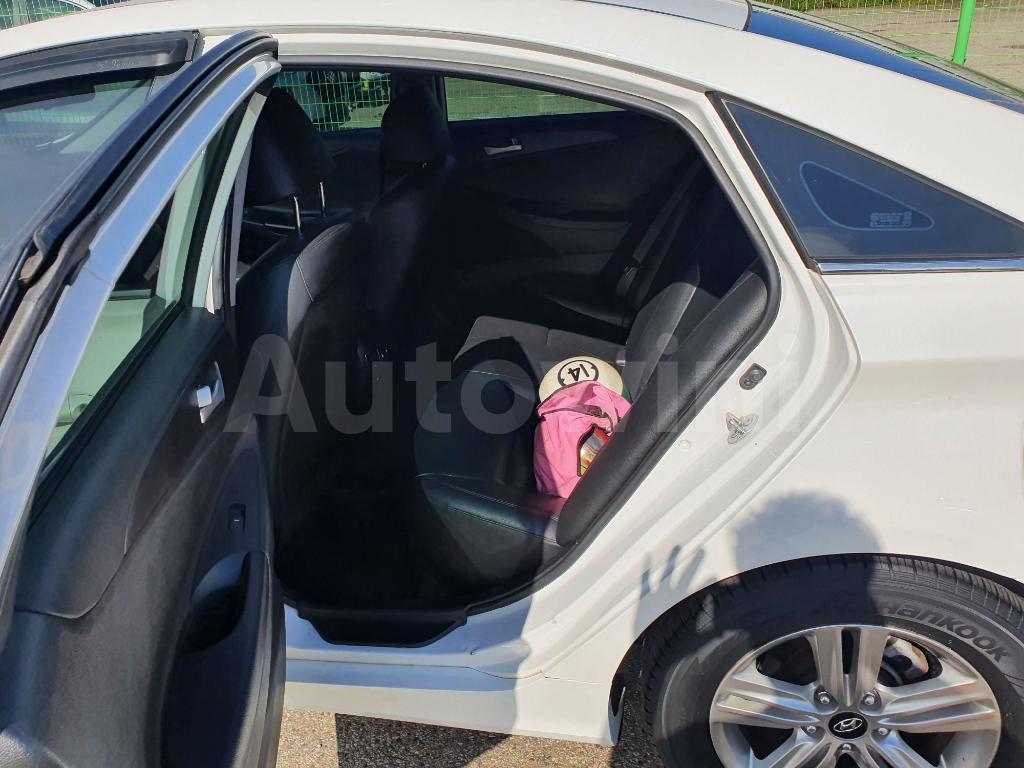 2013 HYUNDAI YF SONATA GOOD CONDITION - 29