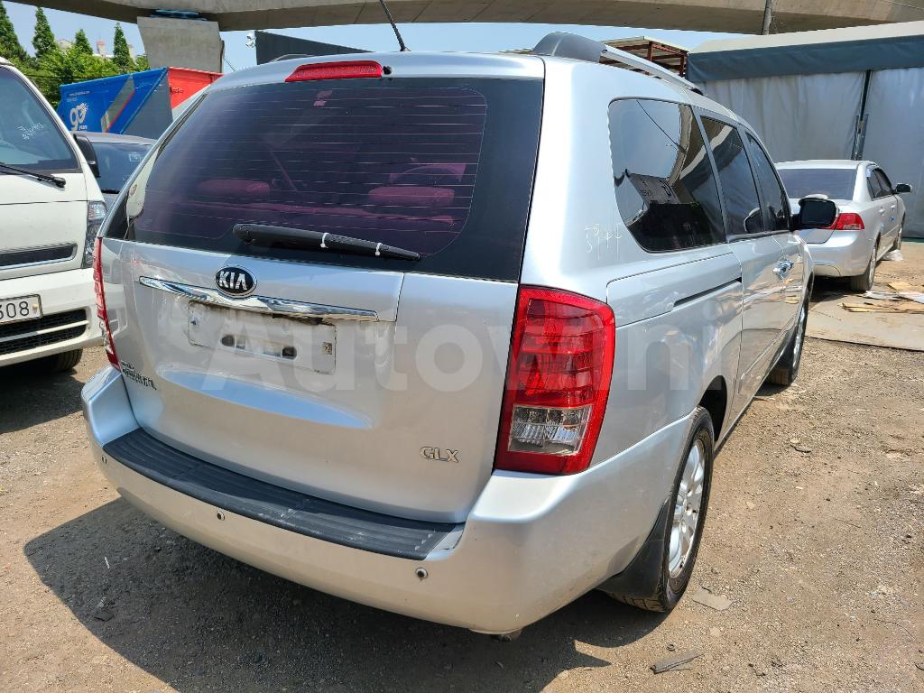 KNHMD376BDS520892 2013 KIA  CARNIVAL R 12 SEAT AUTOMATIC-4