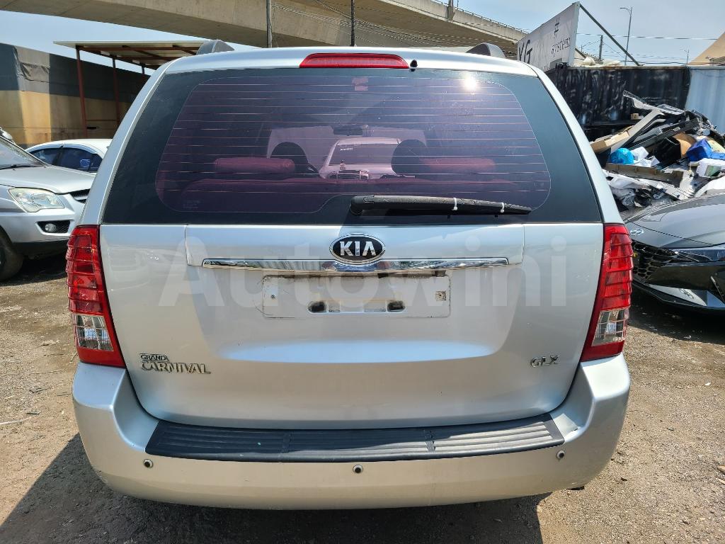 KNHMD376BDS520892 2013 KIA  CARNIVAL R 12 SEAT AUTOMATIC-5