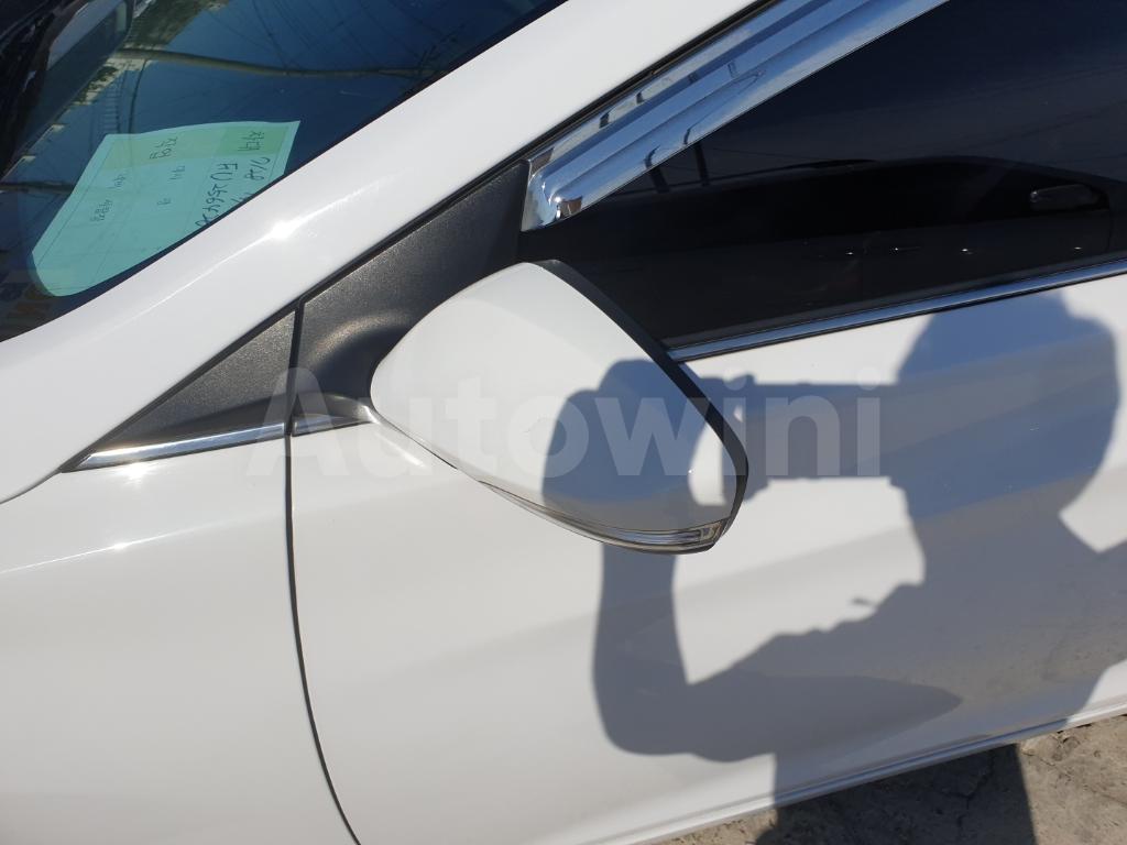 2015 HYUNDAI  AVANTE ELANTRA PRIMIUM LPI - 11