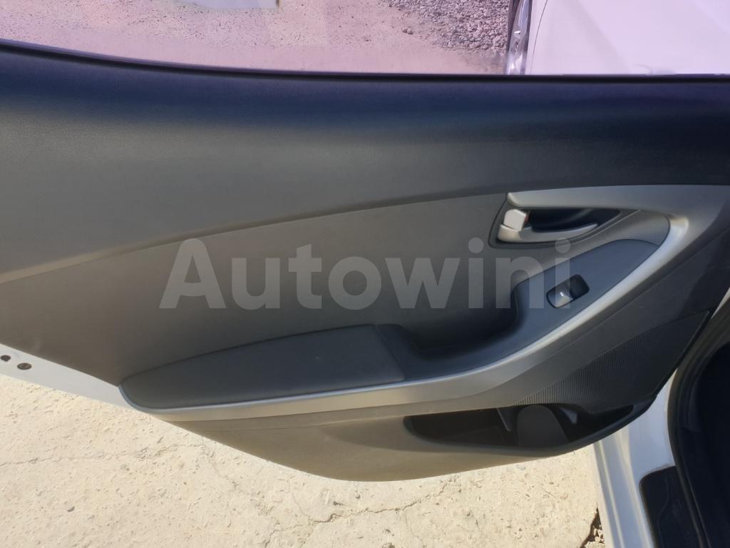 2015 HYUNDAI  AVANTE ELANTRA PRIMIUM LPI - 28