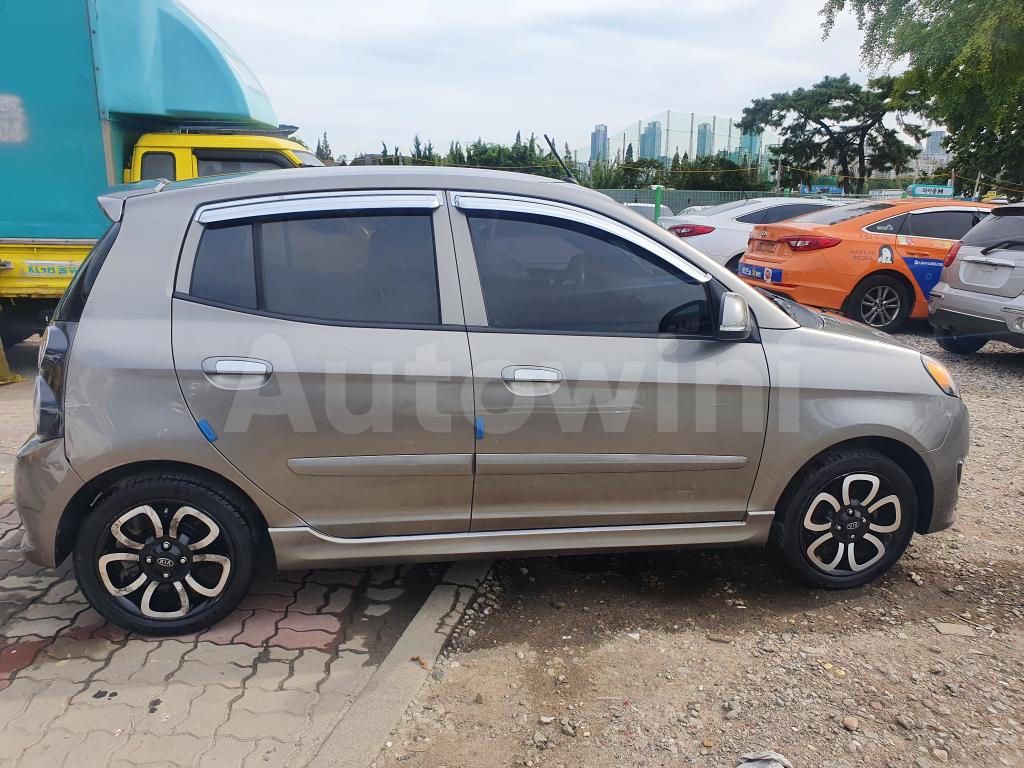 2011 KIA  MORNING PICANTO SLX A/T - 6