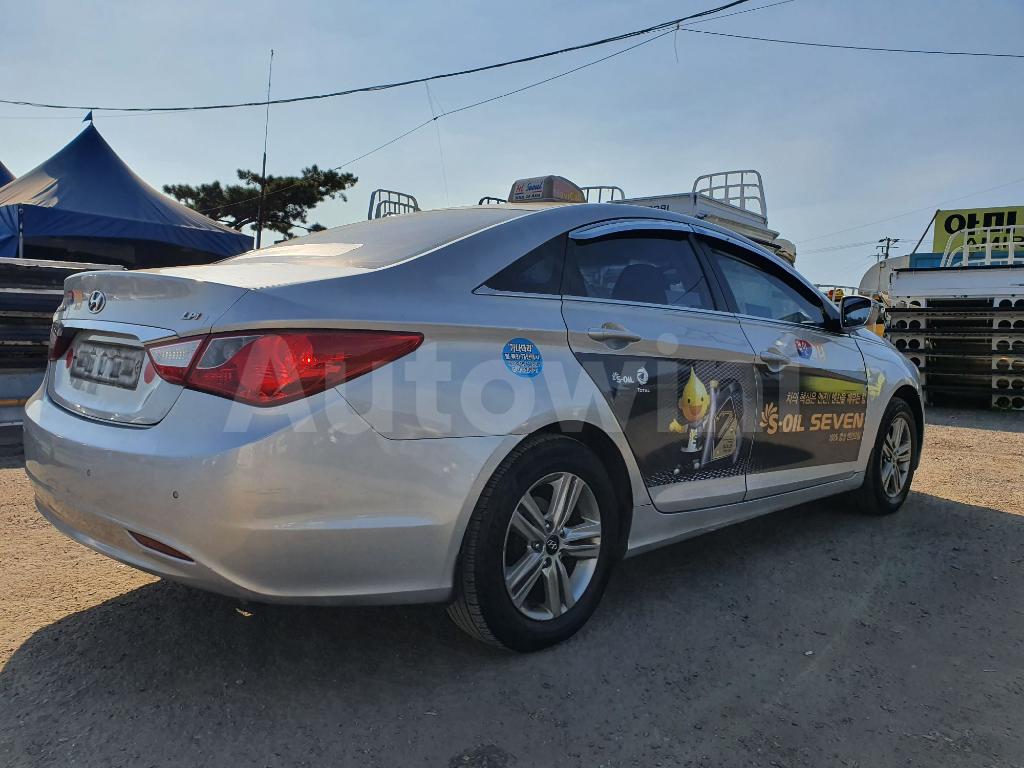 KMHEC41LADA574625 2013 HYUNDAI YF SONATA NO ACCIDENT LPG M/T-3