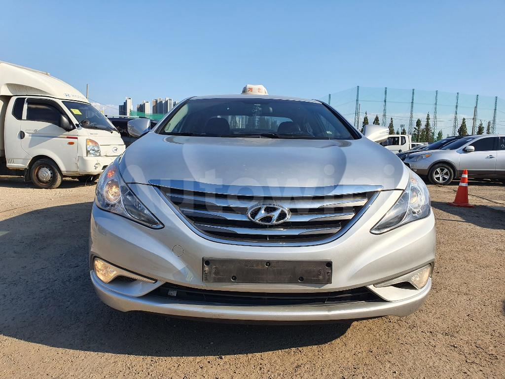 2013 HYUNDAI YF SONATA NO ACCIDENT LPG M/T - 8