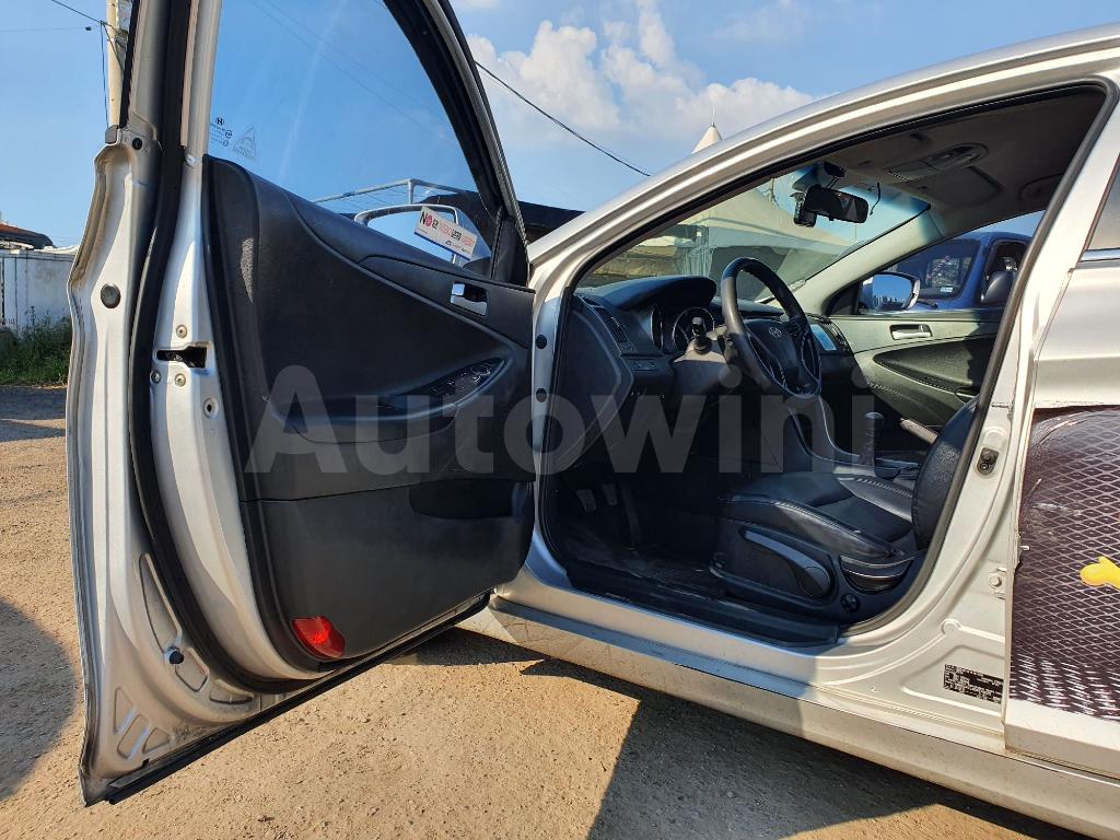 2013 HYUNDAI YF SONATA NO ACCIDENT LPG M/T - 25