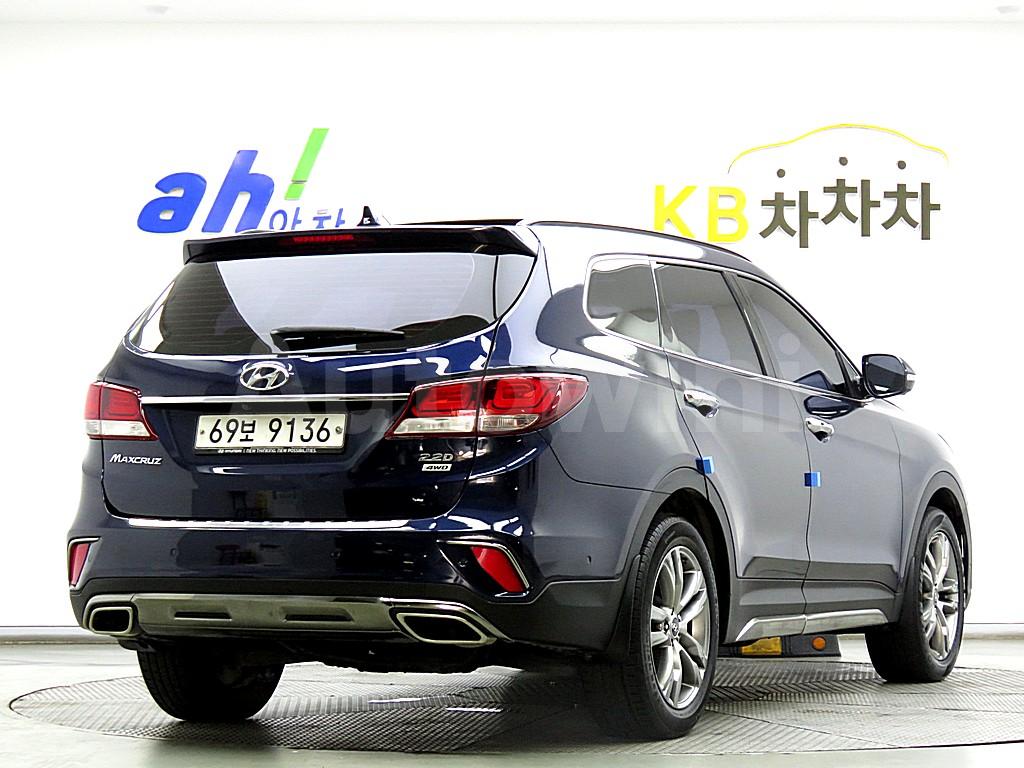 KMHSR81XDJU278799 2018 HYUNDAI  MAXCRUZ E-VGT R2.2 4WD FINEST EDITION-2