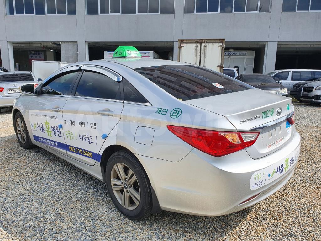 KMHEC41LBDA509644 2013 HYUNDAI YF SONATA TAXI-5