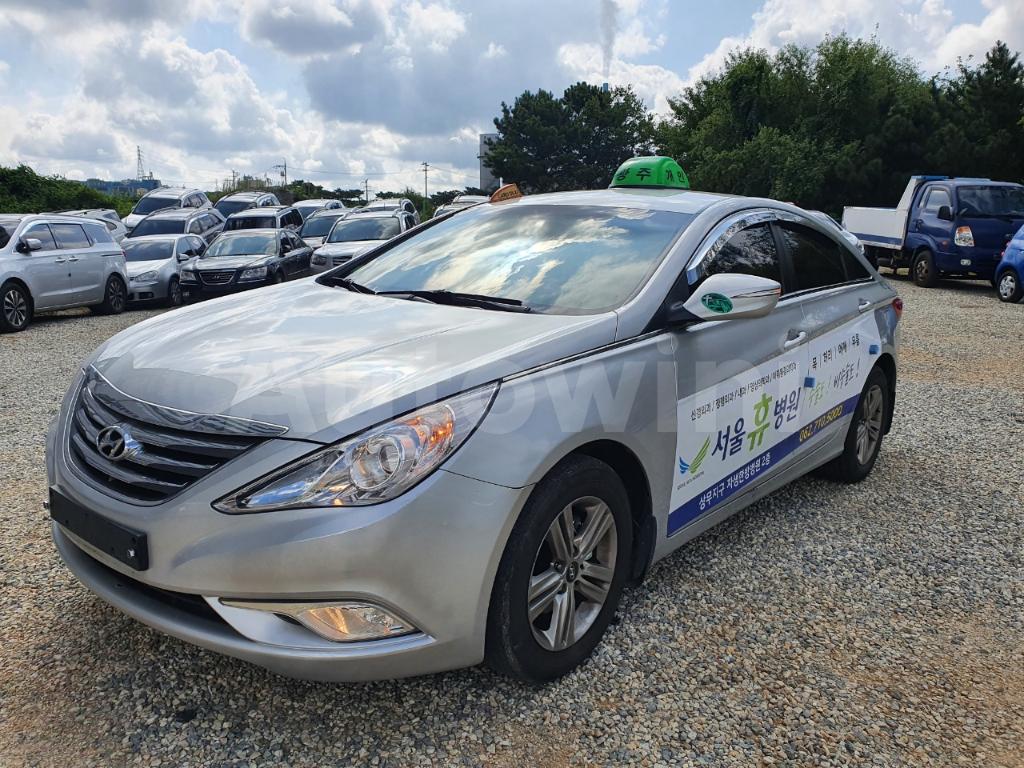 2013 HYUNDAI YF SONATA TAXI - 8